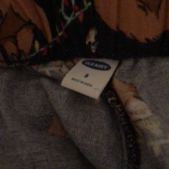 Women’s Old Navy Pajama Pants - Picture 4 of 4